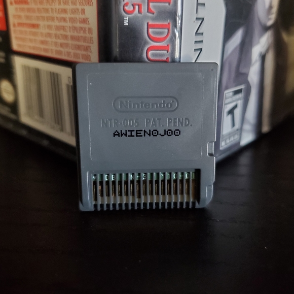 DS | Hotel Dusk Room 215 - Picture 4 of 4